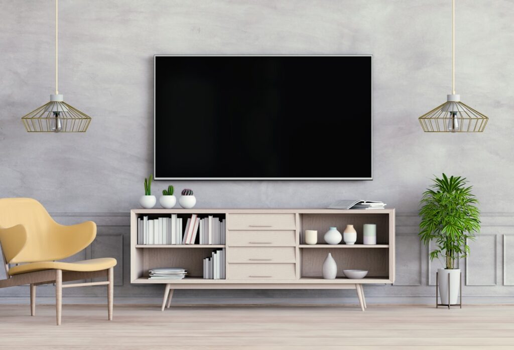 Photo hide TV in furniture
