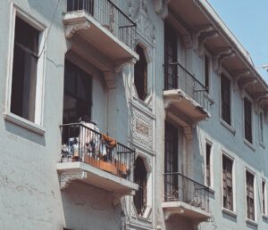 Photo organize balcony